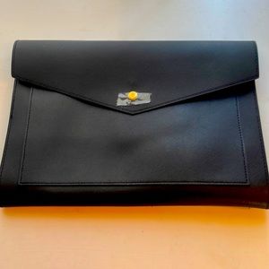Portfolio Clutch